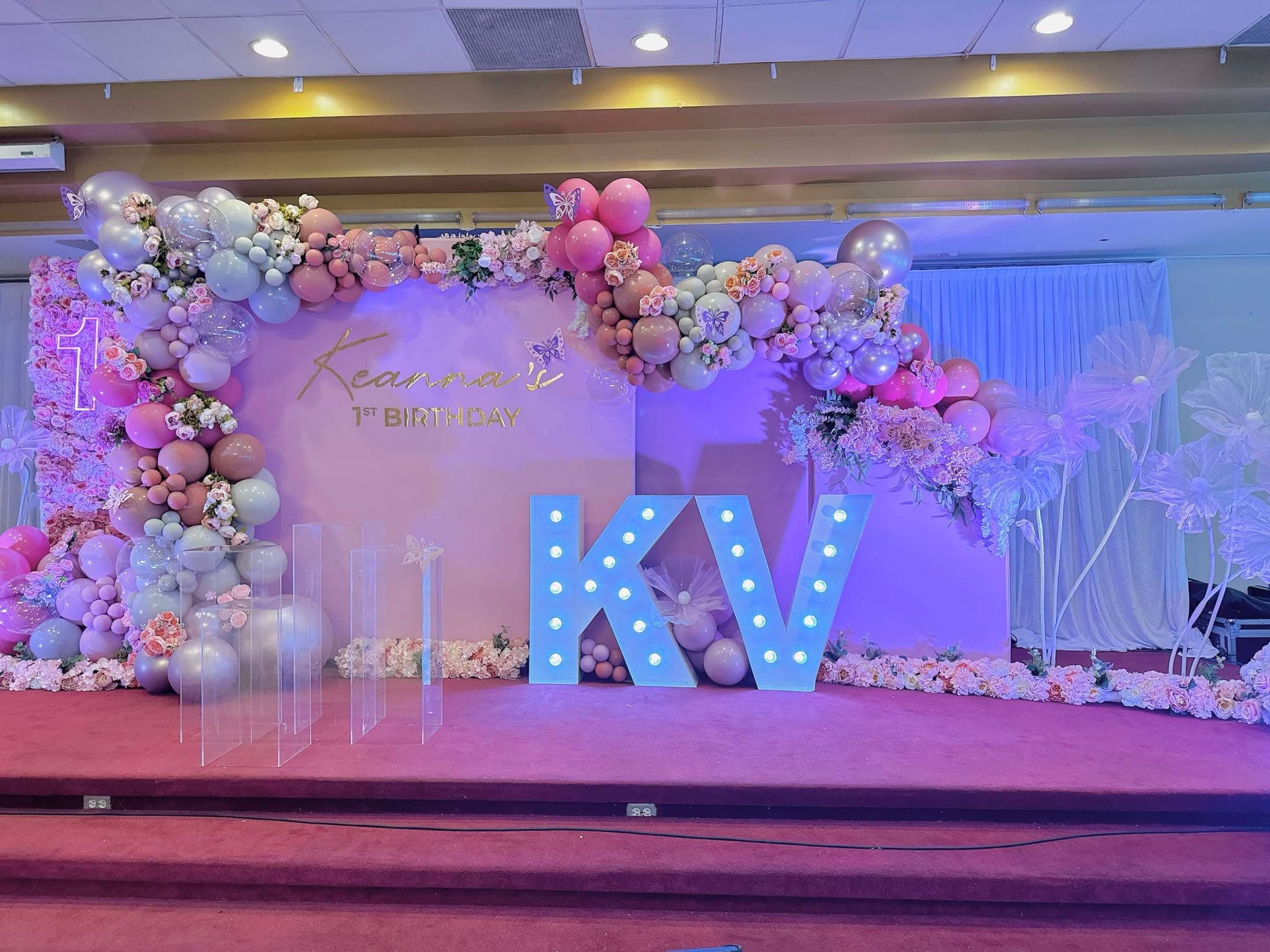 Featured wedding decoration